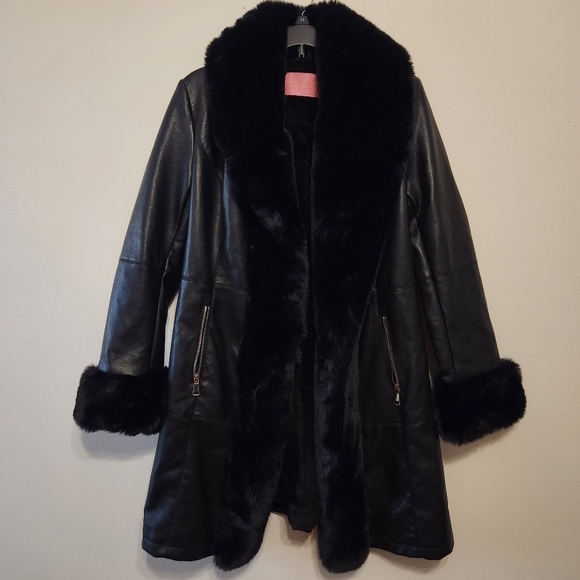 Azalea Wang Jackets & Blazers - NWOT Azalea Wang Paneled Faux Fur and Leather Coat